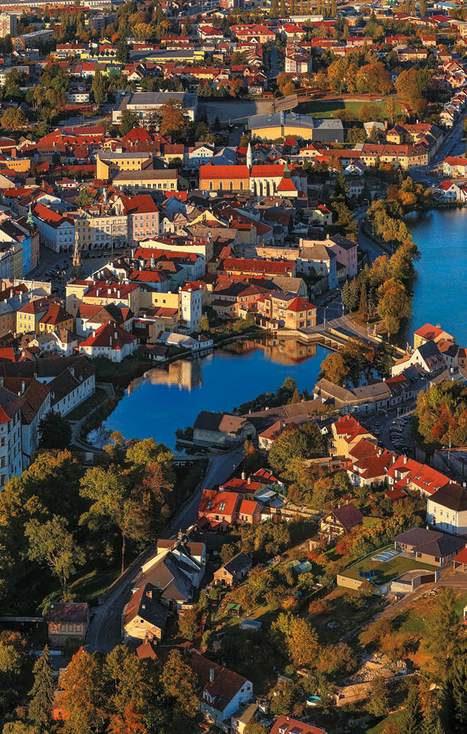 Kniha   ESK  REPUBLIKA LETECK  - Libor Sv  ek  - vyd n  1 , rok 2014 Photographer: Libor Svacek; box fotosvacek cz; Mobile: +420 602428001; 